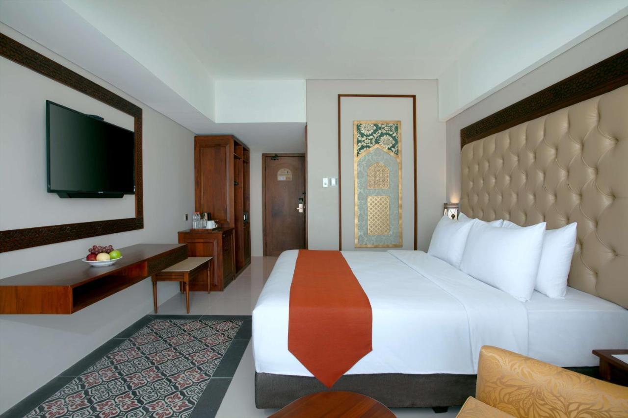 Alhambra Hotel & Convention, BW Signature Collection Тасикмалая Экстерьер фото